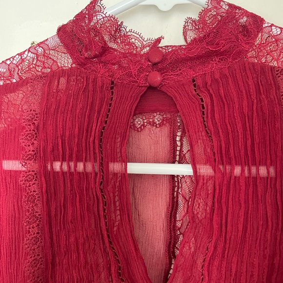 Alice + Olivia Burgundy Lace Blouse - Picture 4 of 7